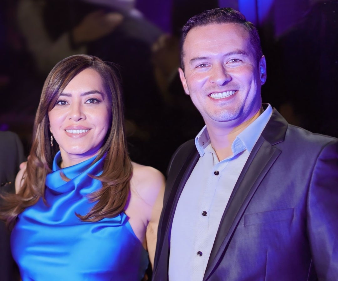 Isabel Madrigal y Alexánder Cruz.