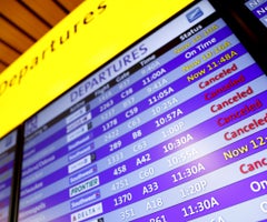 Cambios de aeropuerto, horas o demoras, serán penalizadas en EE.UU.