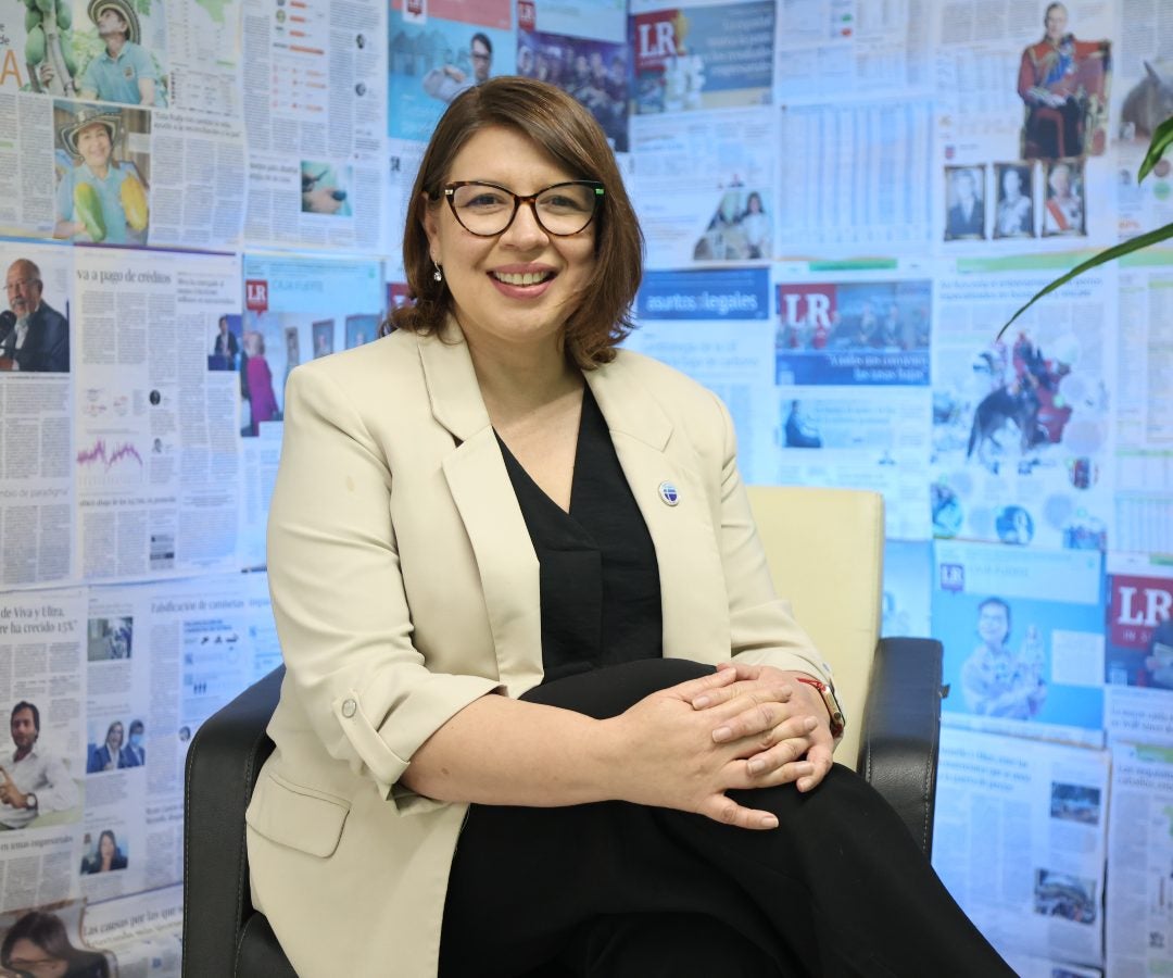 Adriana Prieto Alzate, directora de programas de Fulbright, dijoque los aspirantes a las becas deben prepararse en inglés.