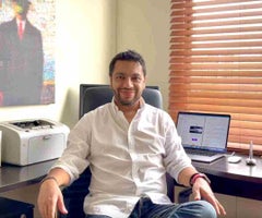 Oscar Gutié rrez, CEO y fundador de BIOCREDIT Oscar Gutiérrez, CEO y fundador de Biocredit.