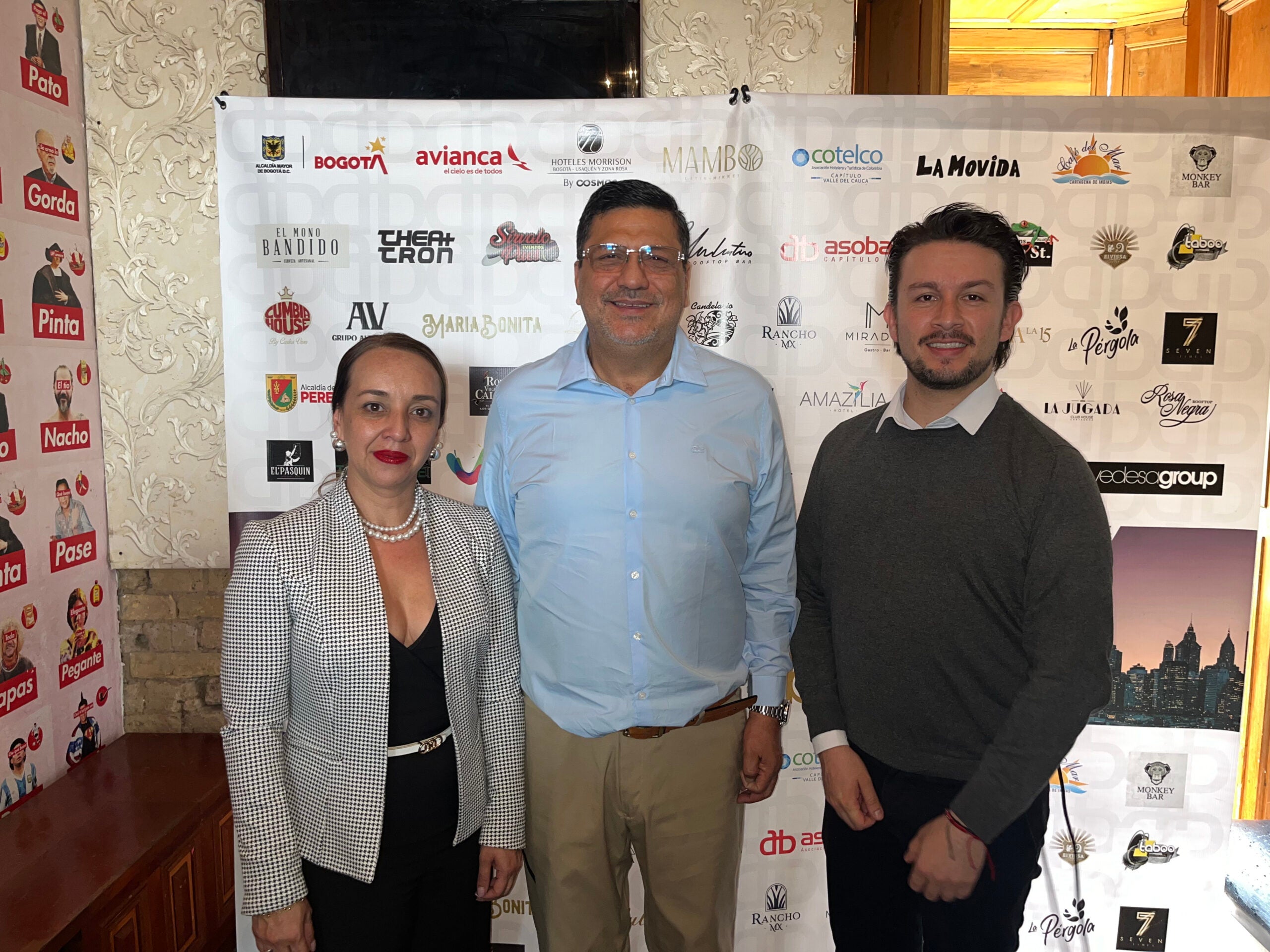 Nereida Sánchez, directora de Proyectos de Asobares; Rodrigo Hernández Lozano, alcalde de Melgar-Tolima; y Eduardo Montoya, director ejecutivo Nacional de Asobares.