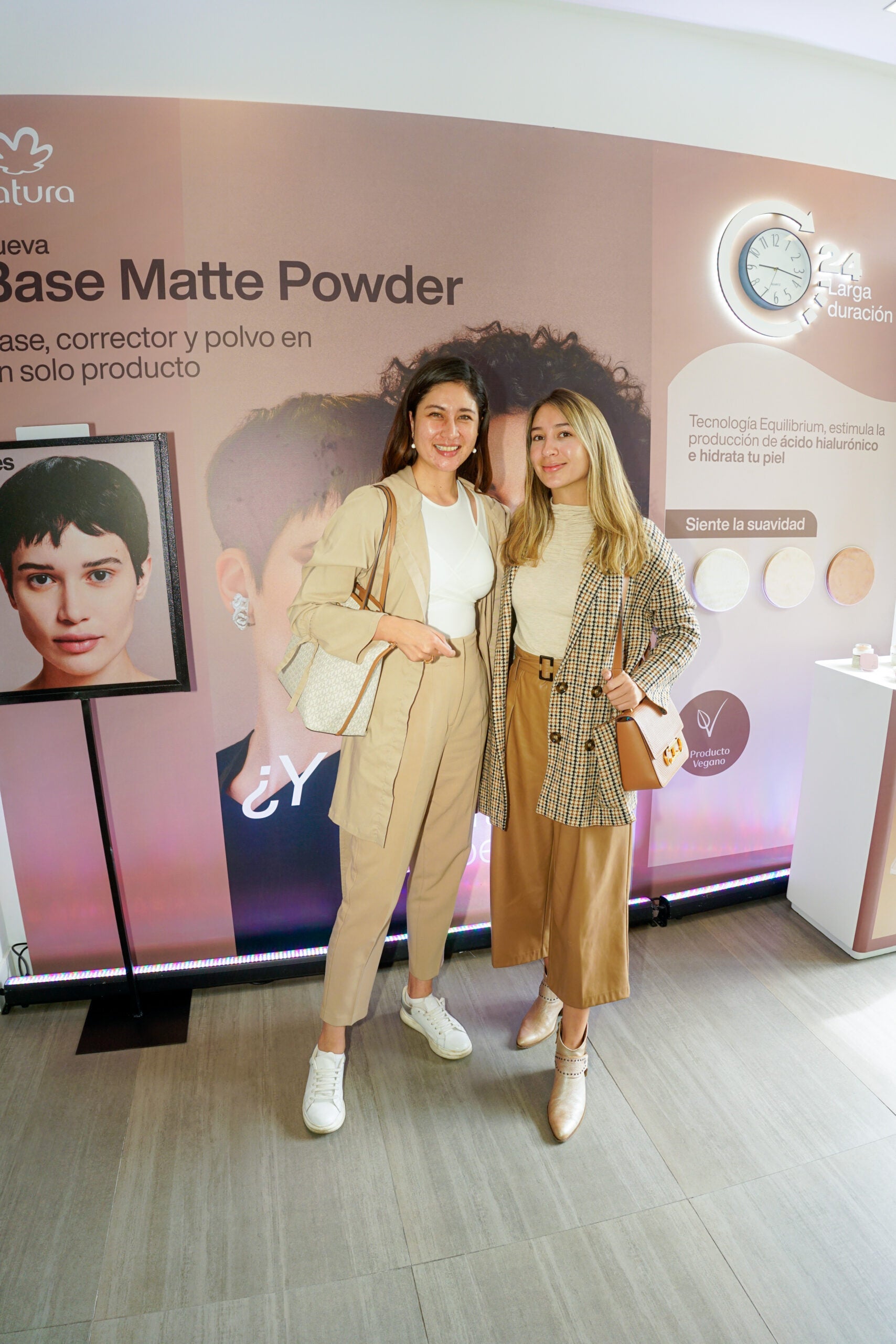 Diana Lemus, directora creativa, y Camila Villamil, periodista de moda.