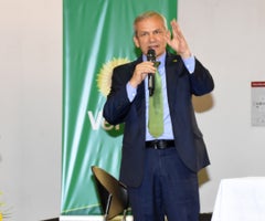 Carlos Ramón González Carlos Ramón González