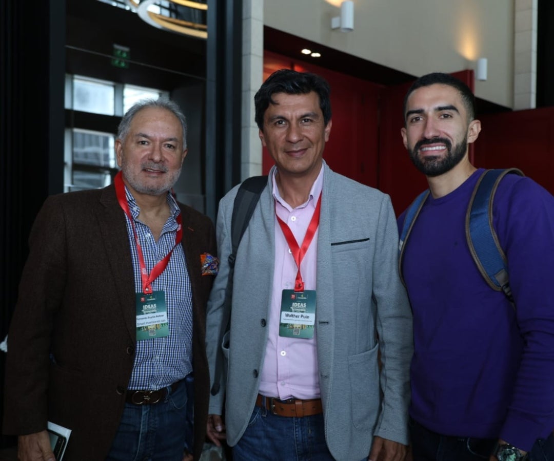 Fernando Espitia Beltrán, de Smart Inversiones; Walter Puin de Train; y Santiago Espitia, de Smart Inversiones.