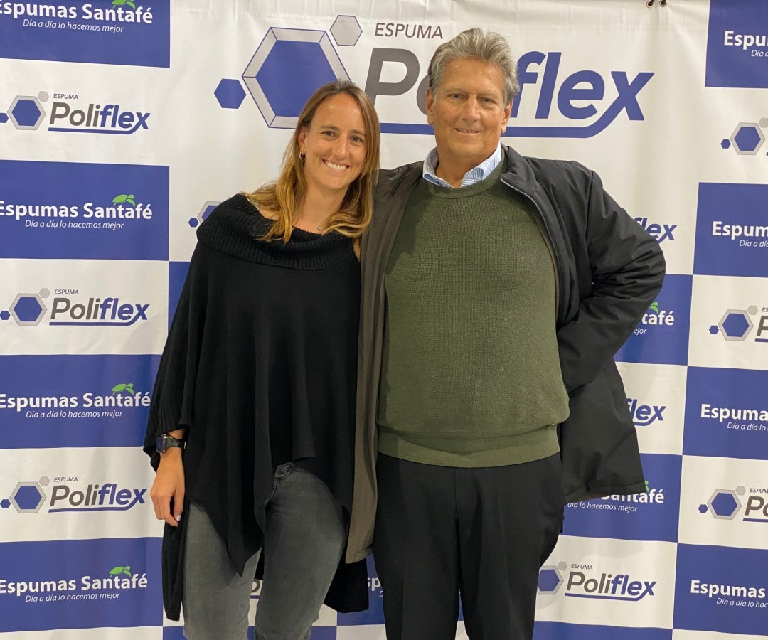 Ángela Delgado y Camilo Delgado representantes de empresas Nuviplastikos.