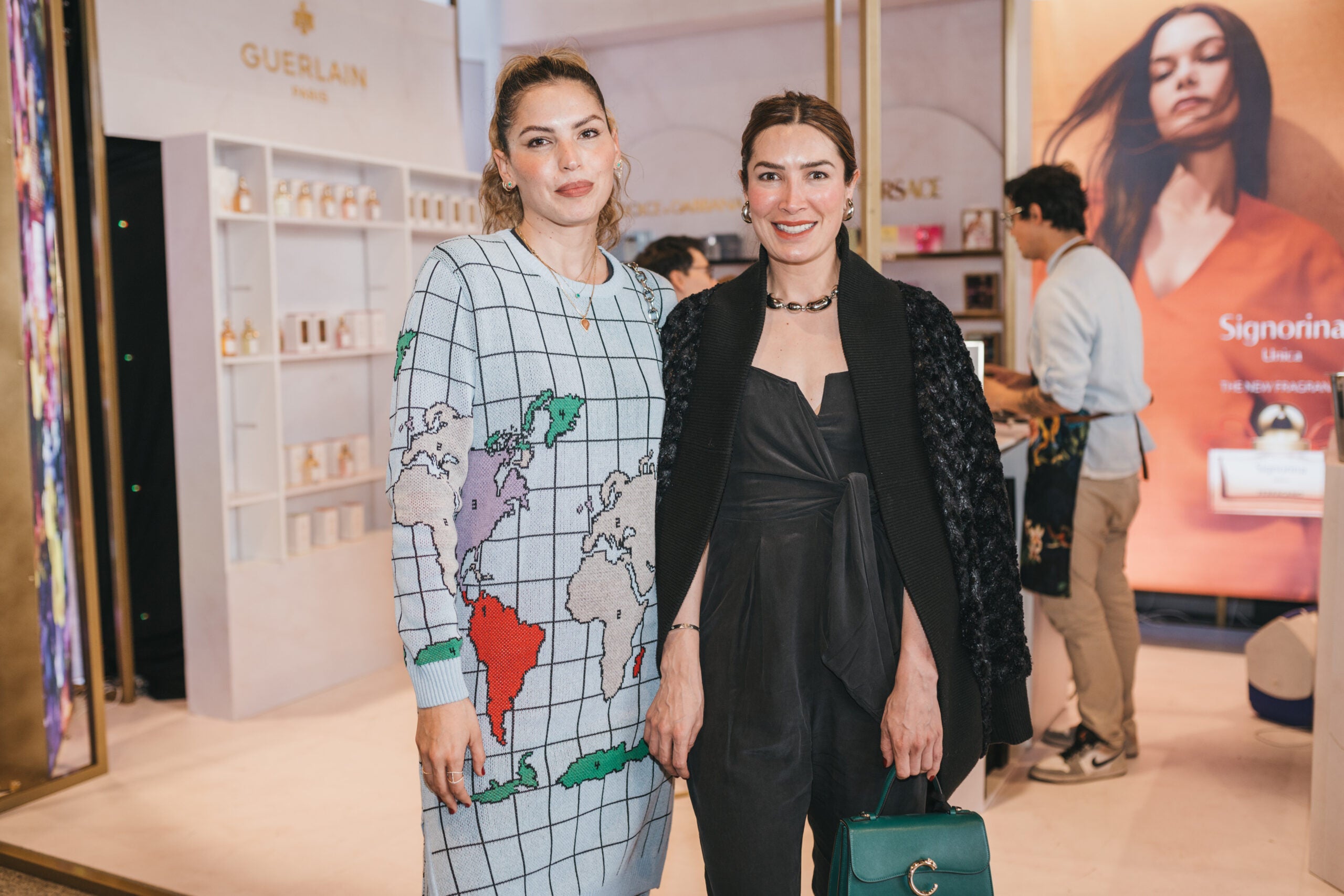 Angélica Diezgranados, fashion director en Rolling Stone y Oriana Hernández, educadora sobre cuidado de la piel.