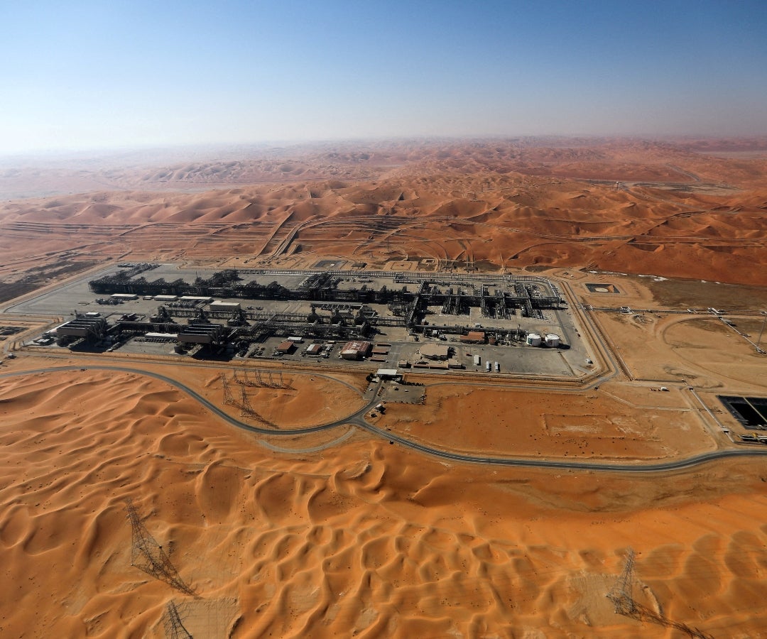 Vista general del campo petrolero de Aramco en el Barrio Vacío, Shaybah, Arabia Saudita