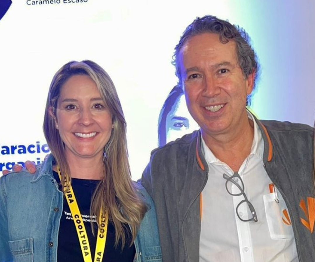 Susana Zapata, cofundadora y directora de Caramelo Escaso, y Ricardo Sierra, CEO de Celsia.