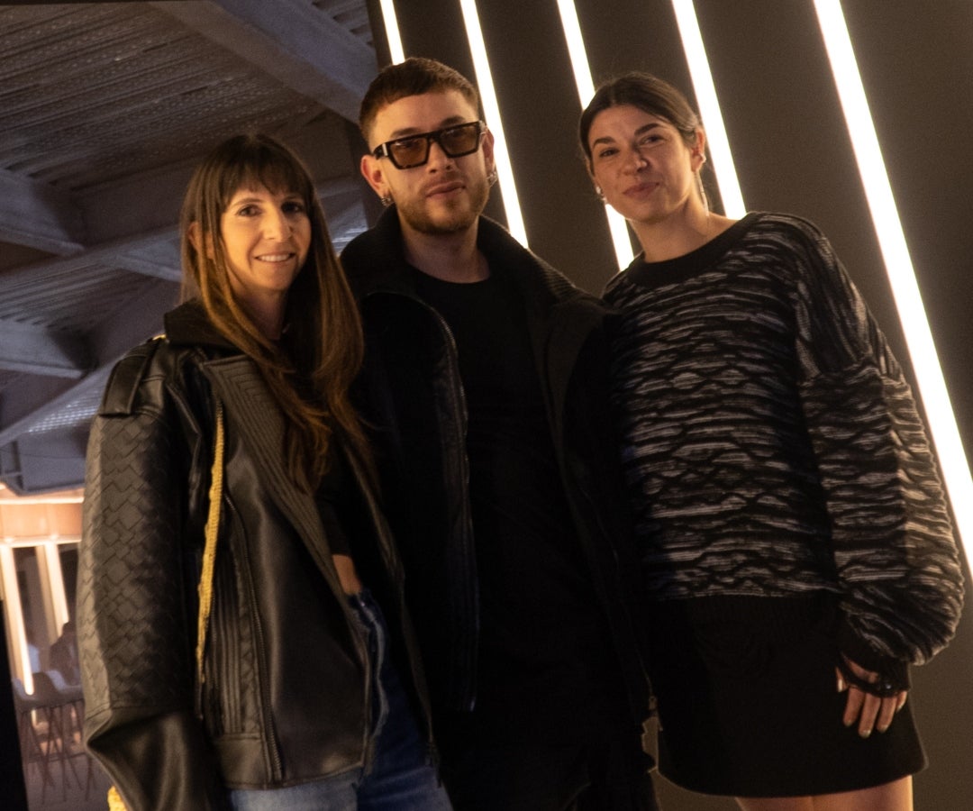 Sophie Douer, gerente de marcas Pash; Humberto Cubides, diseñador de alta costura y creador de Cubel; y Juliana Pérez; directora creativa de Seven Seven.