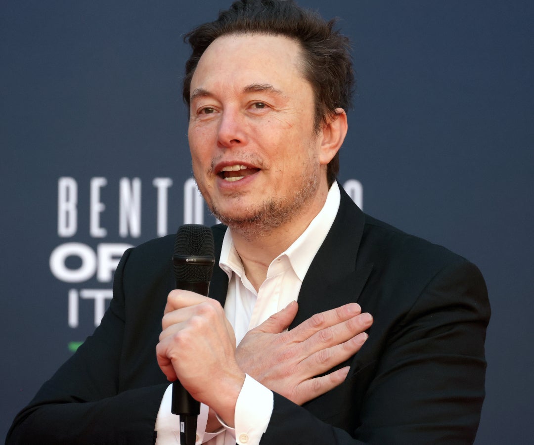 Musk confirma desarrollo de chips en otras empresas de las cuales es director ejecutivo
