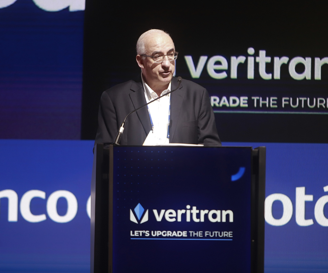 Leonardo Villar, gerente del Banco de la República, en la Convención Bancaria