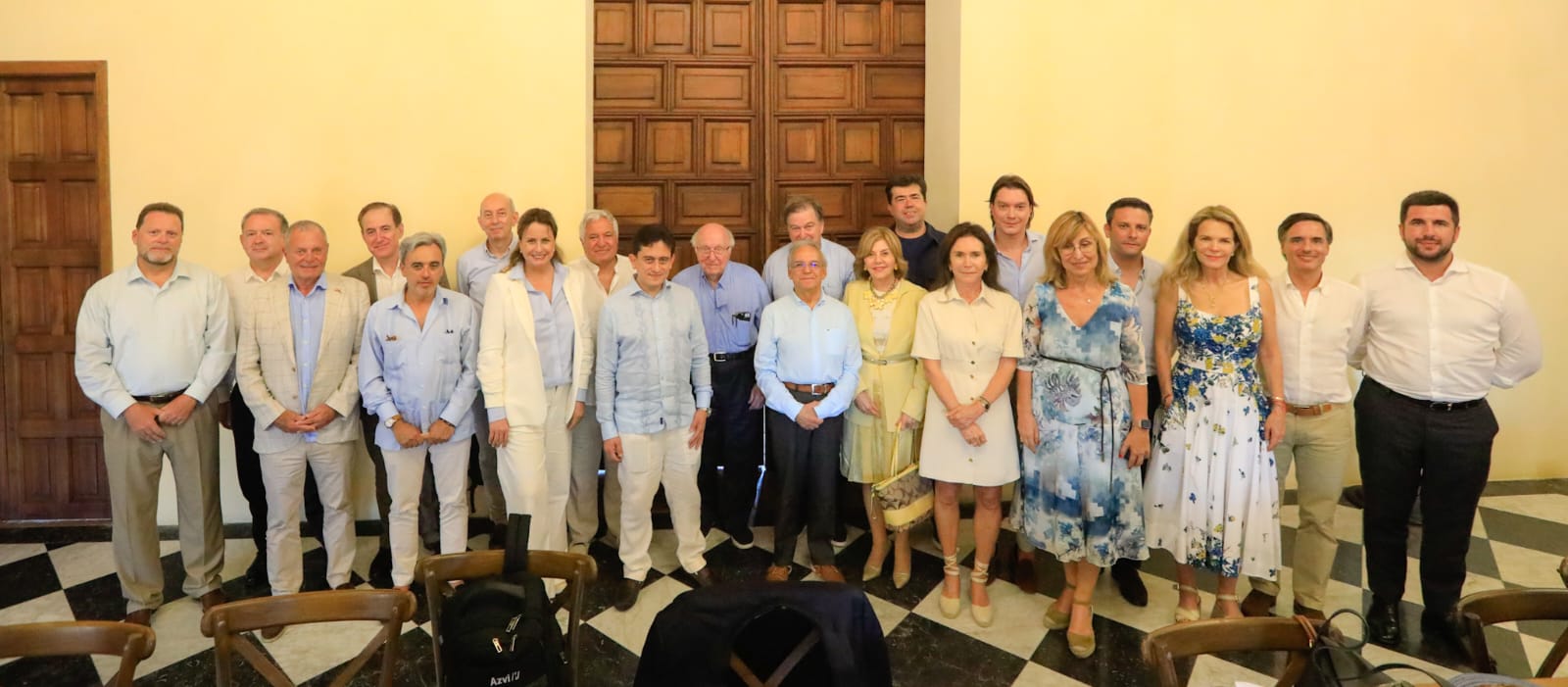 El ministro de Comercio, Industria y Turismo, Luis Carlos Reyes, se reunión con varios empresarios en Ceapi