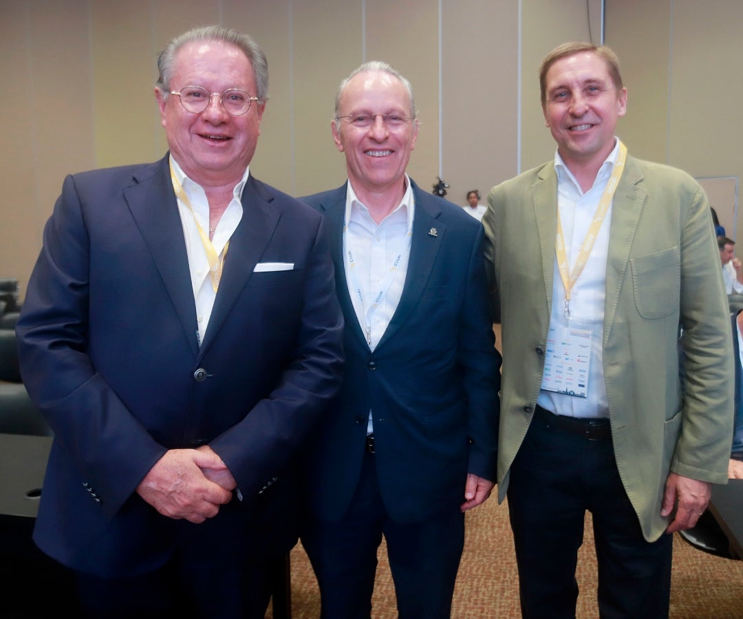Alberto Espinosa, exdirectivo de Coparmex; José Medina Mora, presidente en Coparmex; y Manuel Gancedo Puig, representante de negocios internacionales de la compañía Gancedo.