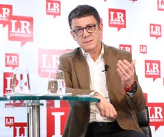 Billy Escobar, superintendente de Sociedades Billy Escobar, superintendente de Sociedades