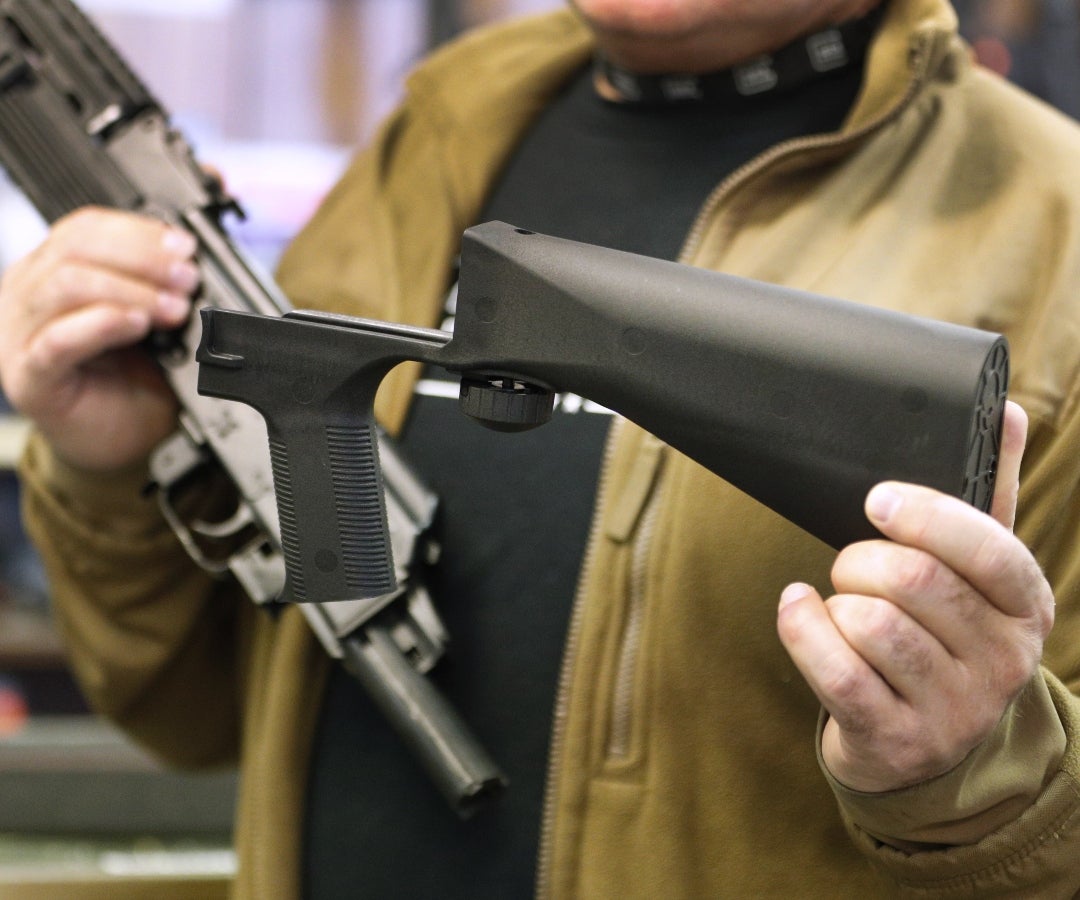 Corte desecha prohibición de las armas de fuego tras ganar el derecho a portar armas