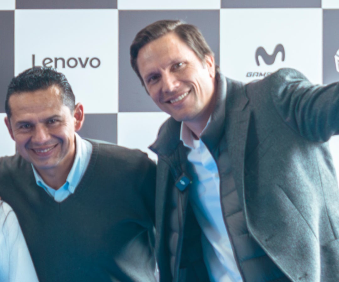 Juan Felipe Velandia, experto en Publicidad Digital Movistar Colombia, y Peter Burrowe, gerente de Marketing Movistar Colombia.