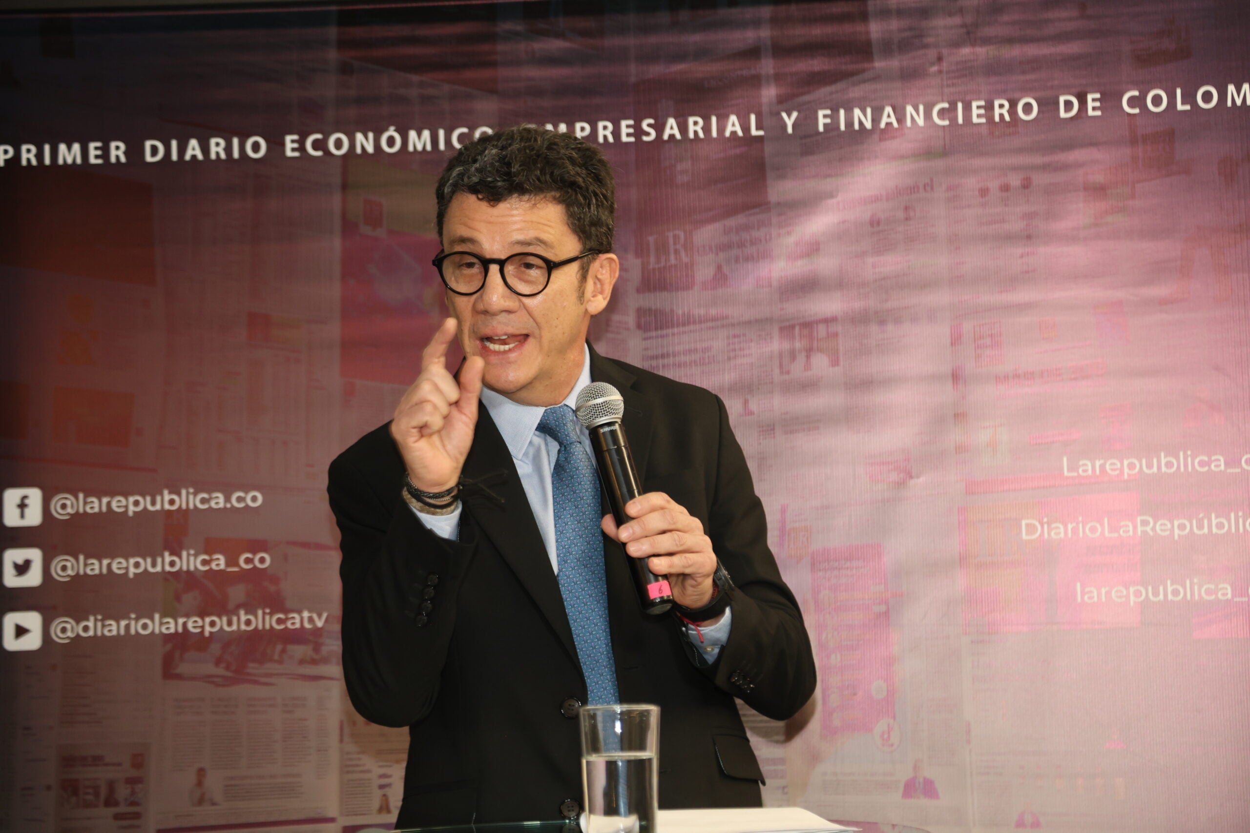 Billy Escobar, superintendente de Sociedades