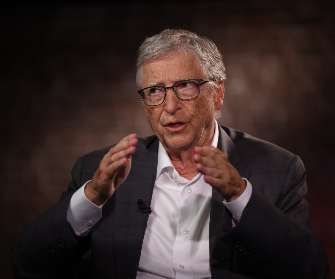 Bill Gates afirma que la IA se "amortizara" por sí sola