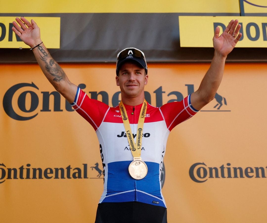 Dylan Groenewegen ganó la sexta etapa del Tour, mientras Pogačar sigue de amarillo