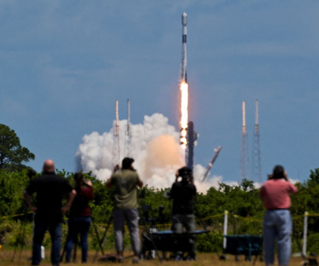 Falcon 9 en exploración espacial
