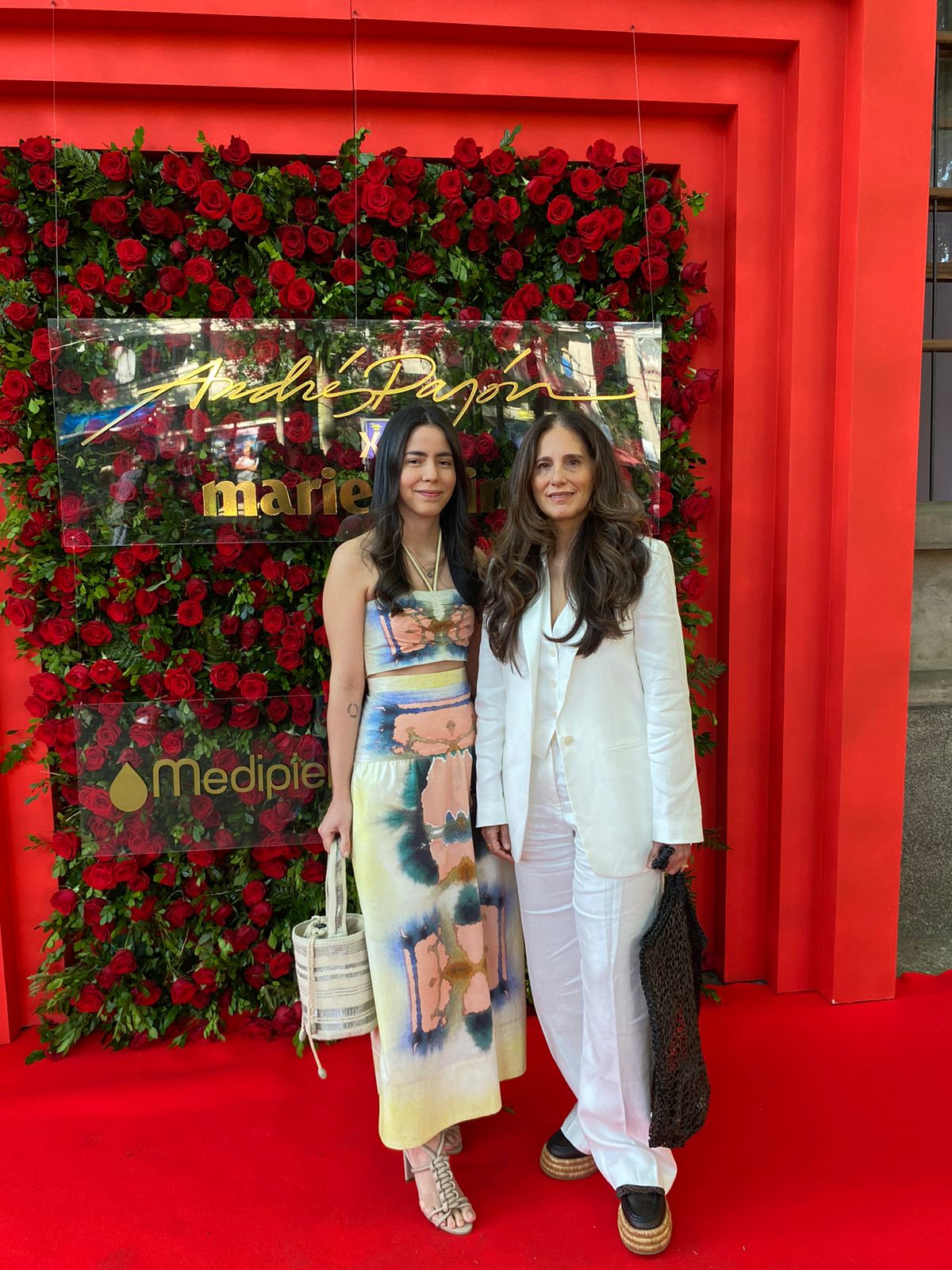 Las diseñadoras de moda, Daniela Castillo, y Beatriz Camacho.