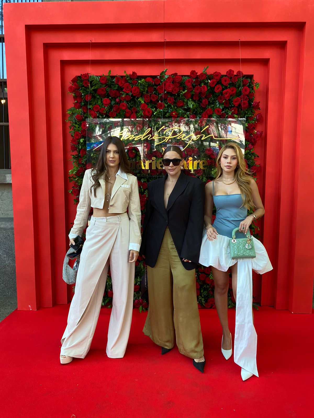 Daniela Osorno, gerente de Cinco Petalos; Karen Grajales, influencers; y Connie Ojeda, fundadora de Galería Sonoro.