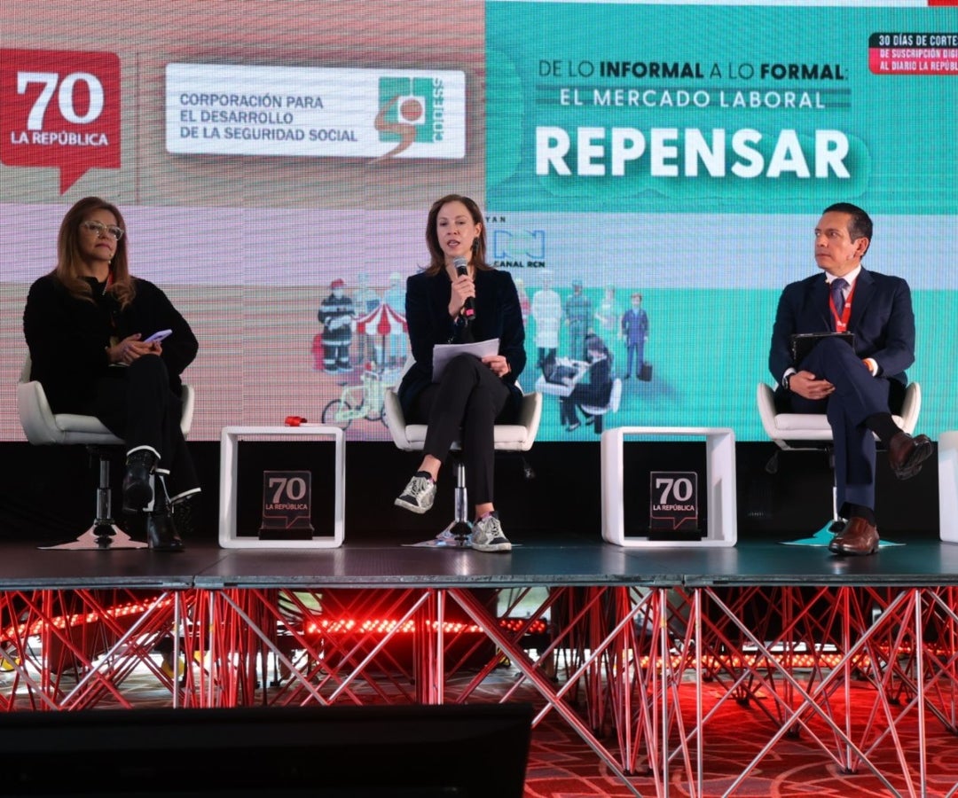 Foro “De lo informal a lo formal: repensar el mercado laboral”