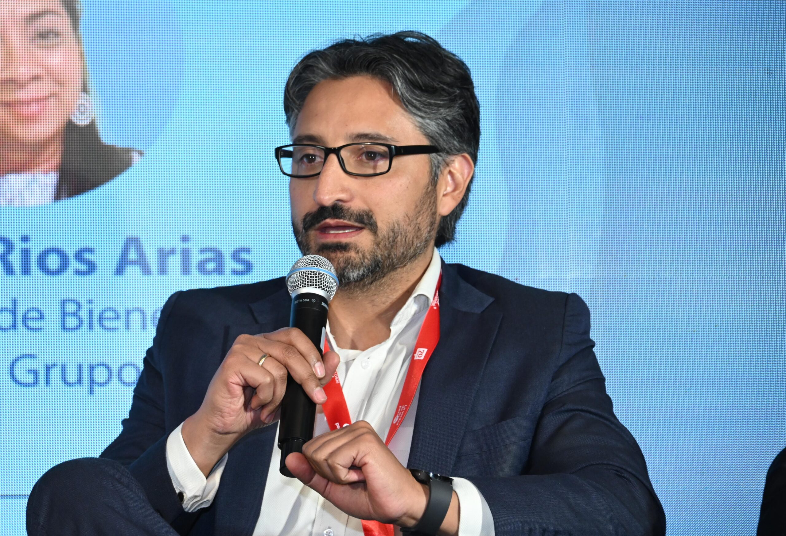 Carlos Rodríguez, director del Macrosector de Salud y Químicos de la Cámara de Comercio de Bogotá