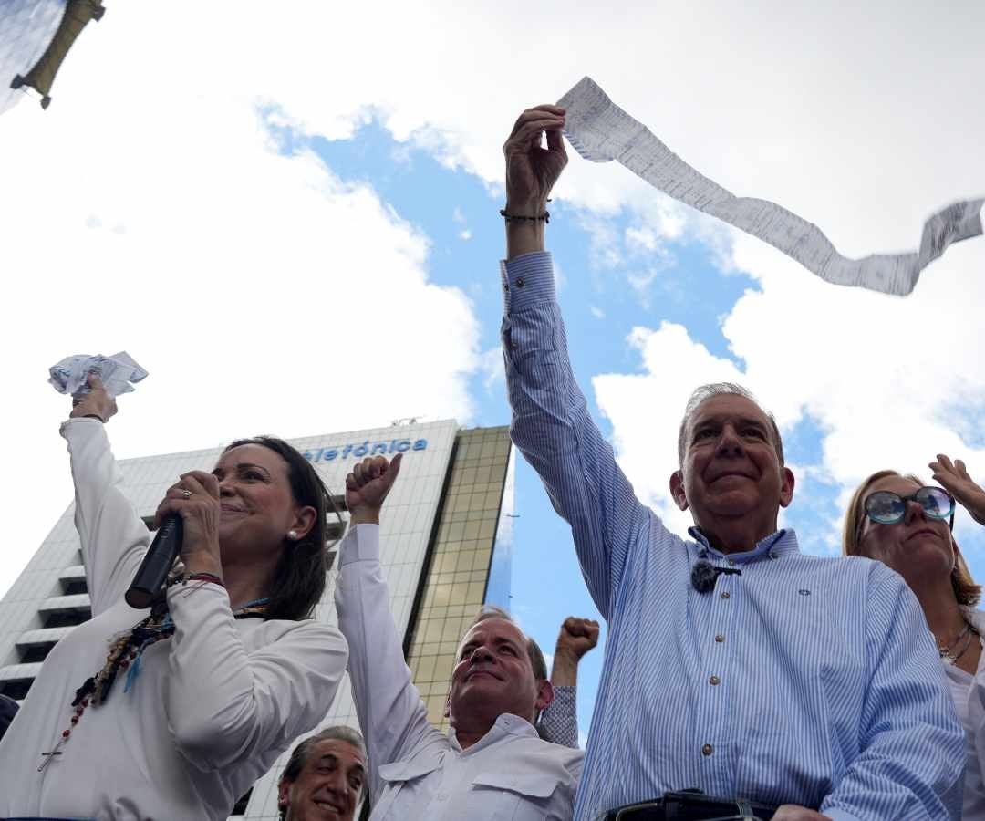 María Corina Machado y Edmundo González durante una protesta contra el régimen venezolano