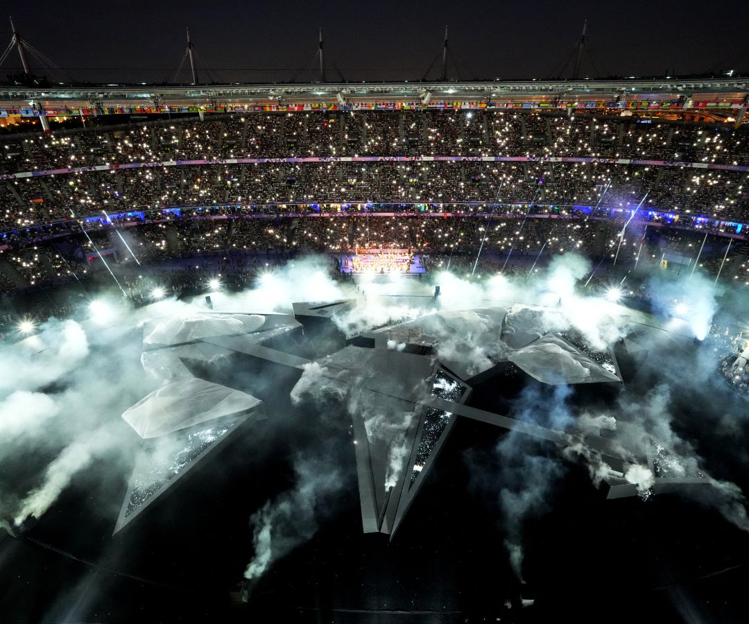 Puesta en escena de la clausura de los JJ.OO.