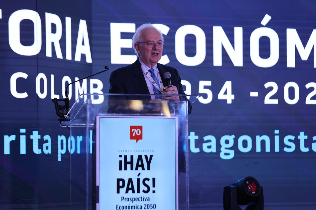 José Antonio Ocampo, exministro de Hacienda, habló de la época entre 1954 a 1964