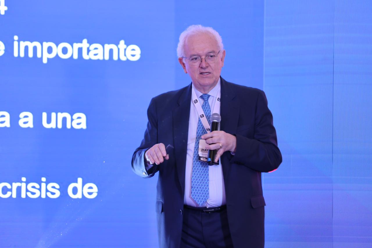 José Antonio Ocampo, exministro de Hacienda, habló de la época entre 1954 a 1964