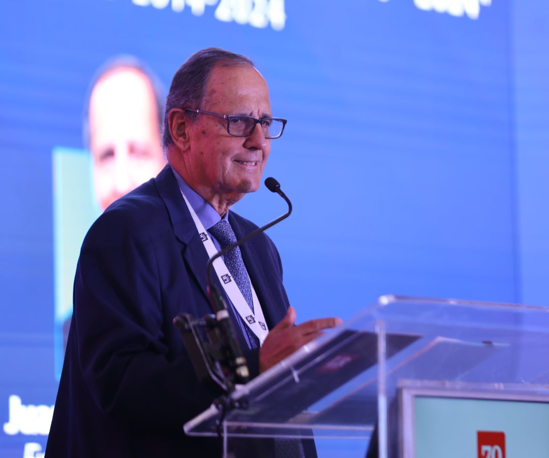 Juan Camilo Restrepo, exministro de Hacienda, en Foro LR 'Hay país, perspectivas económicas a 2050"