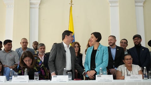 Juan Fernando Cristo, ministro de Interior y Martha Carvajalino, ministra de Agricultura