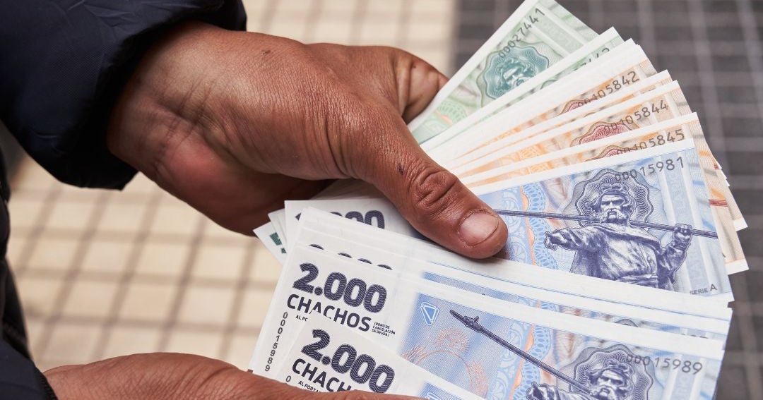 Chacho Riaz R La Rioja lanza su propia moneda “los chachos” para desafiar terapia de ...