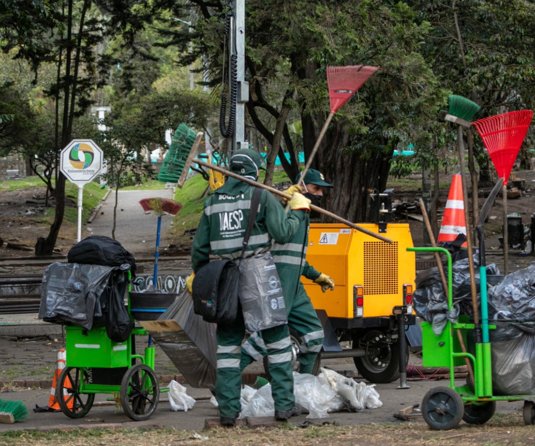 Operativos de limpieza en el Parque Nacional en Bogotá