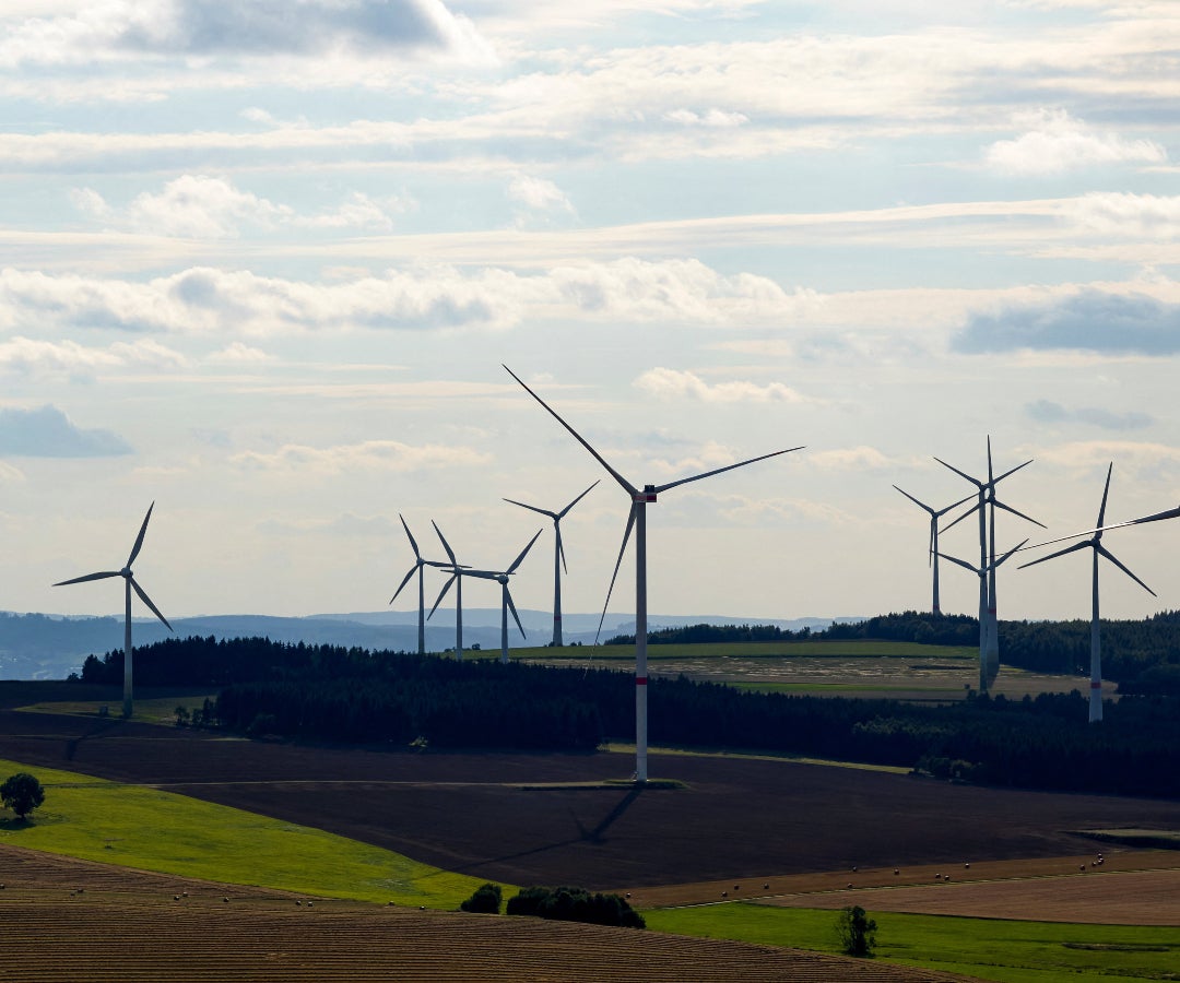 Energía eólica gana cabida mientras precios del gas en Europa aumentan