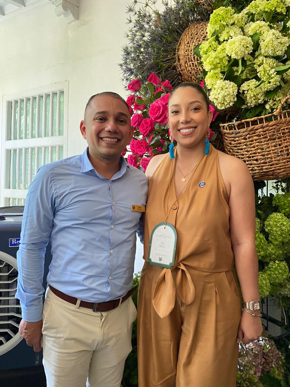 Del hotel Estelar Cartagena, Yesid Lezama, jefe de alimentos y bebidas, y Lila Pérez, gerente comercial