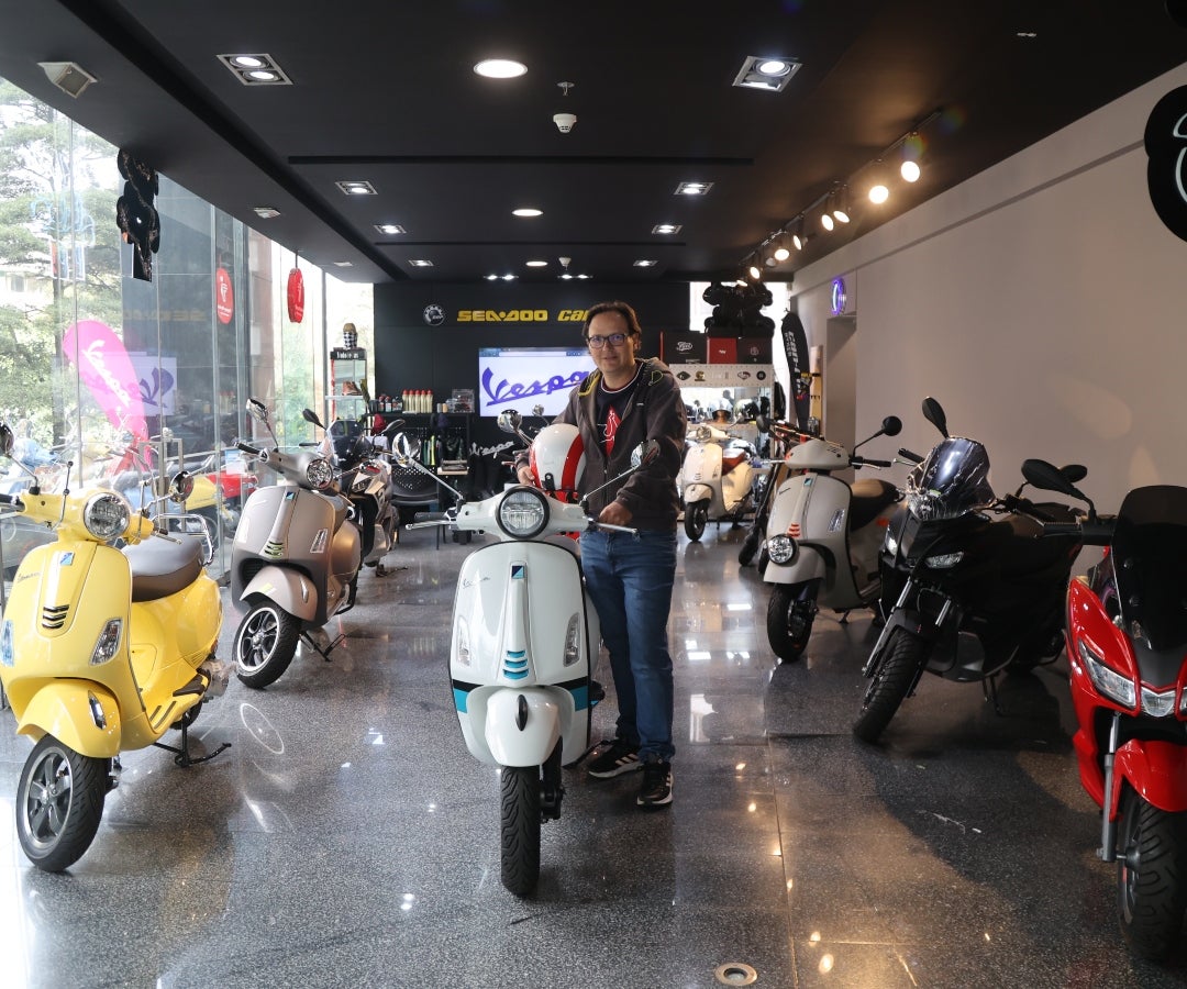 Santiago Álvarez, dueño y fundador del concesionario Off We Go.