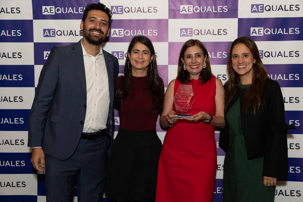 Juan Camilo Lancheros, Latam Commercial Solution Delivery Manager en Pfizer, Mia Perdomo, CEO y Cofundadora de Aequales, Ana Dolores Roman, Country Manager de Pfizer en Colombia y Venezuela, Juliana Jaramillo, Latam Senior Manager External Emerging Markets Communications en Pfizer