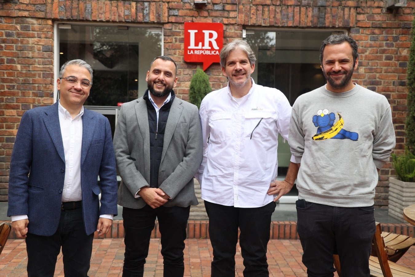 Nicolás Llano, CEO de Tulia Digital; Carlos Andrés Londoño, de Jardín Exotics; Boris Wüllner, CEO de Green Coffee; y Pablo Vélez, cofundador de Home Burger.