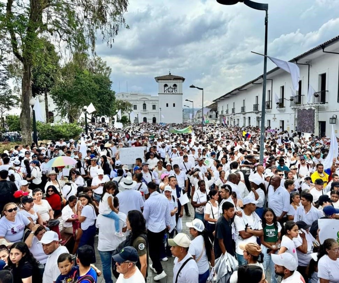 Habitantes del Cauca marcharon por la paz en el departamento