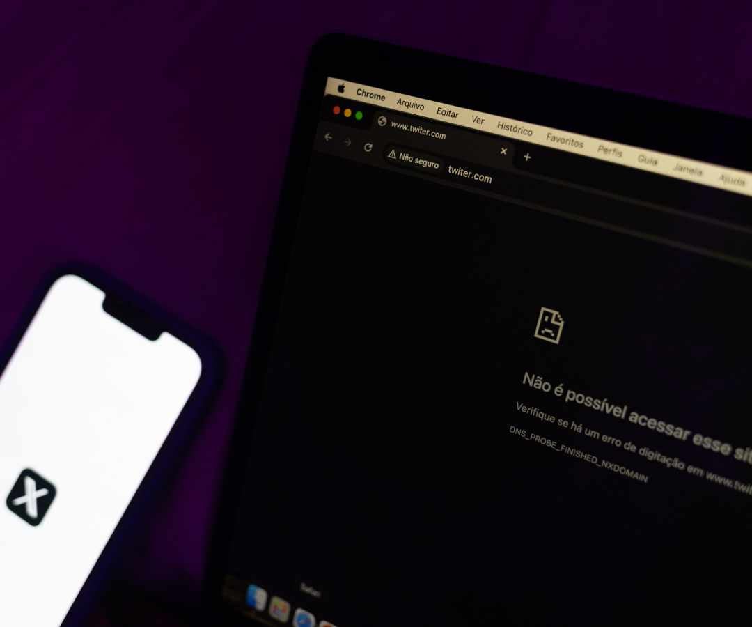 El sitio web de X, la plataforma de redes sociales anteriormente conocida como Twitter, en épocas en las que no había acceso en Brasil
