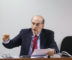 Excanciller Álvaro Leyva