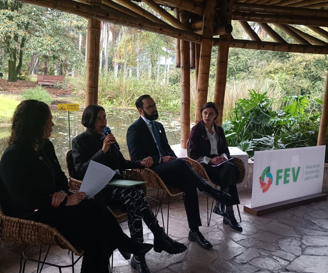 Los ministros de Transporte, Ambiente, Energía y Agricultura en una rueda de prensa