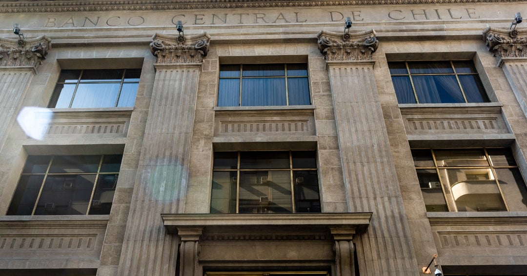 Banco Central de Chile mantiene tasa de interés en 4,75% y enfatiza ...