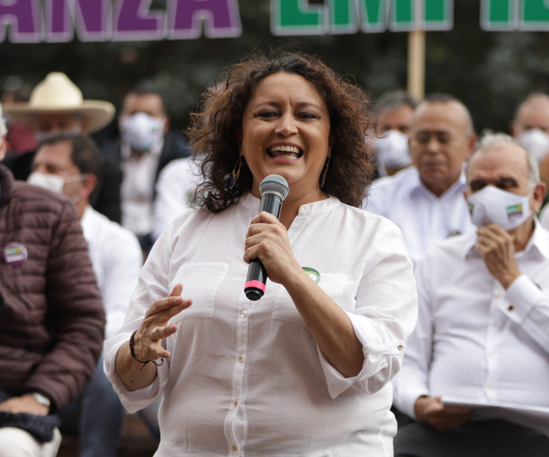 Angélica Lozano, senadora colombiana Angélica Lozano, senadora colombiana