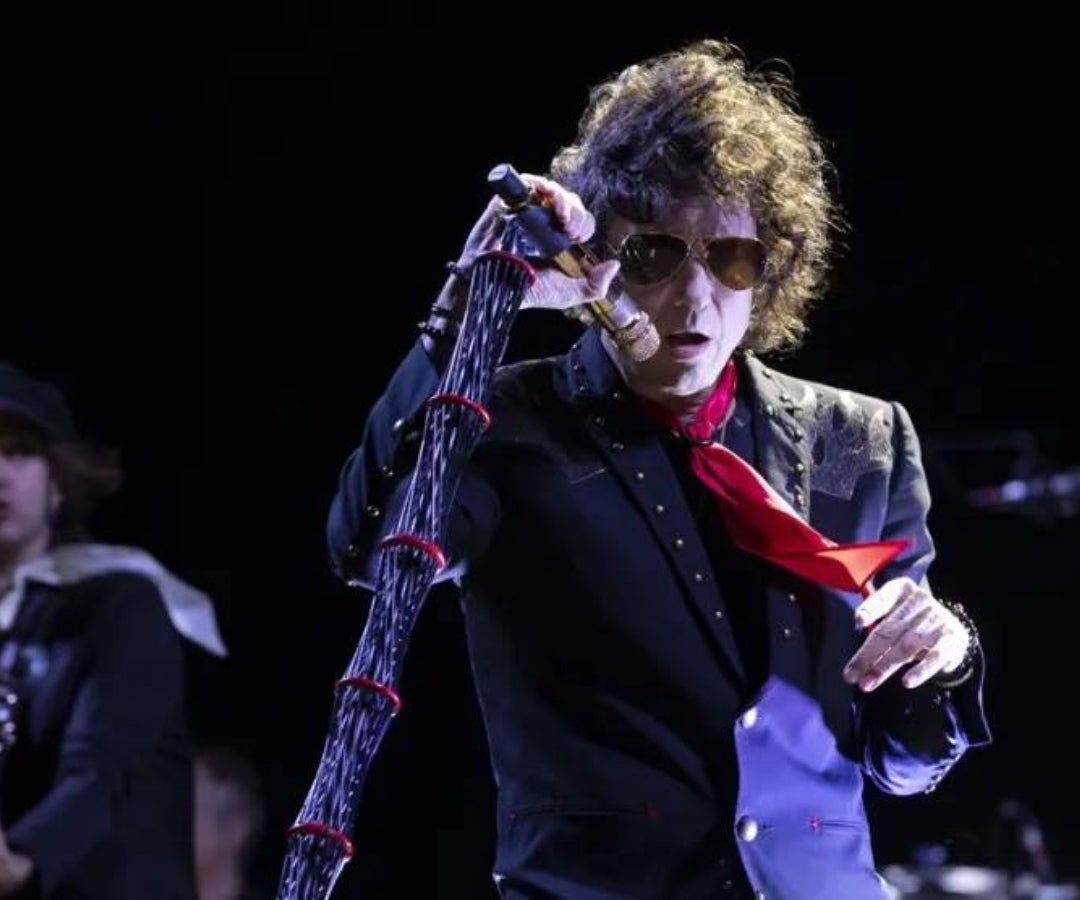 Enrique Bunbury vuelve a Colombia con su banda, El Huracán