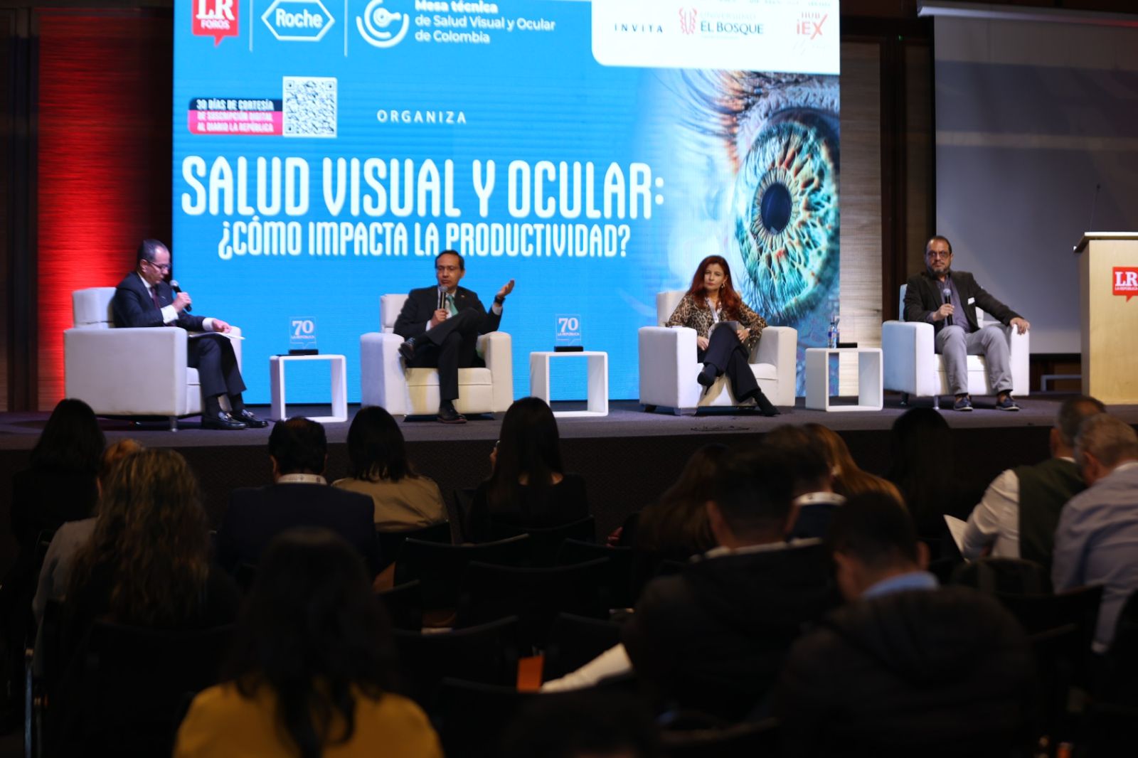 Jorge Toro, director ejecutivo de la Unión de IPS de Colombia, Reinaldo Acosta Martínez, director del Programa de Optometría en Universidad El Bosque , Marcela Contreras Fajardo, directora de la Clínica de Optometría U la Salle y Néstor Raúl Buitrago López, coordinador del Grupo de Gestión Interinstitucional del Inci