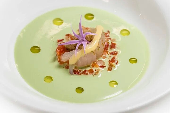Ajoblanco de pistacho y cigala, de Radis.